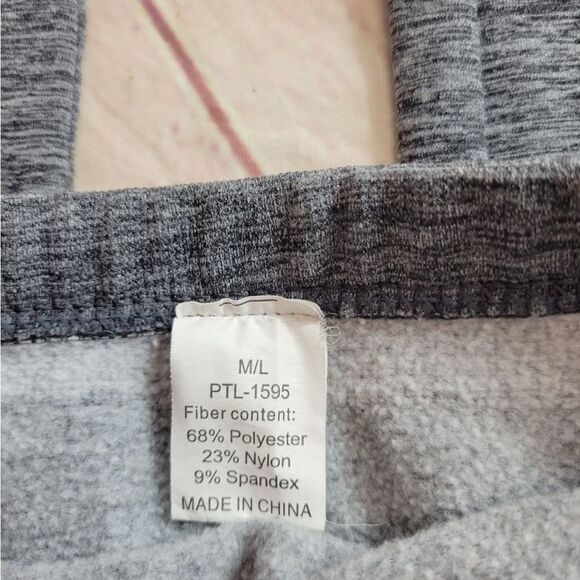 Thick Leggings M/L  - Picture 3 of 3